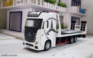 Mô Hình Xe Tải Mercedes-Benz Actros (1)