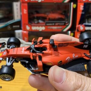 Mô hình xe đua F1 Ferrari SF90 (1)